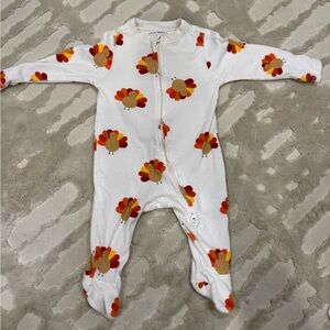 Old Navy White Turkey Print Kids Footie